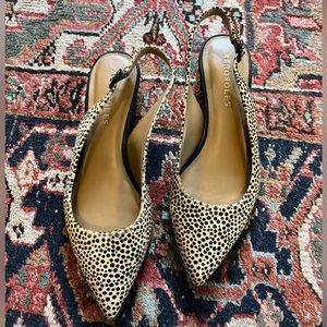 Aerosols Grand Central Pump